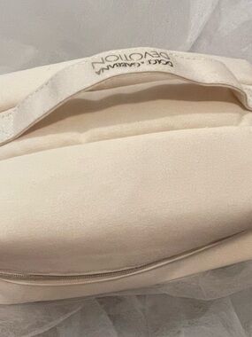 Dolce & Gabbana Cream Cosmetic Pouch with Logo Trim